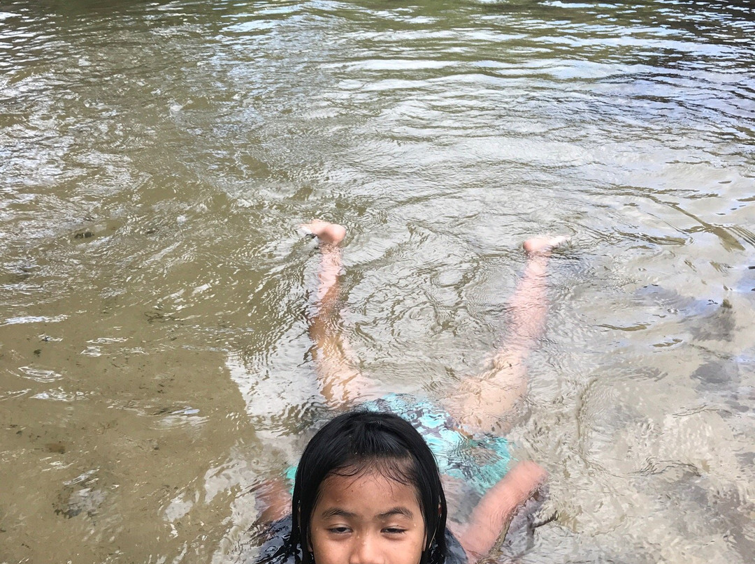 Bok Luek Waterfall景点图片