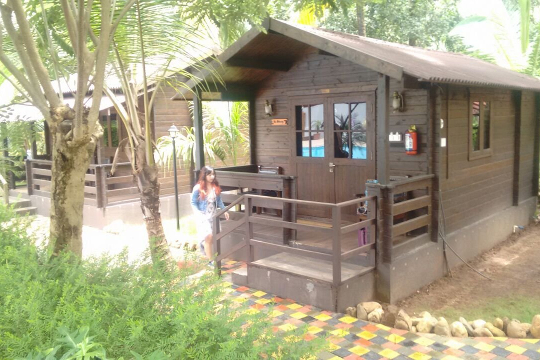 The Rainbows End主图