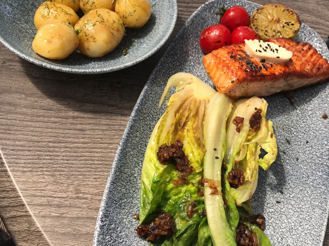 67 Grill & Lounge