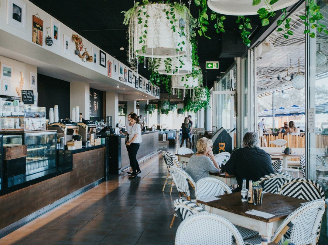 冲浪者天堂旅游景点-Sandbar