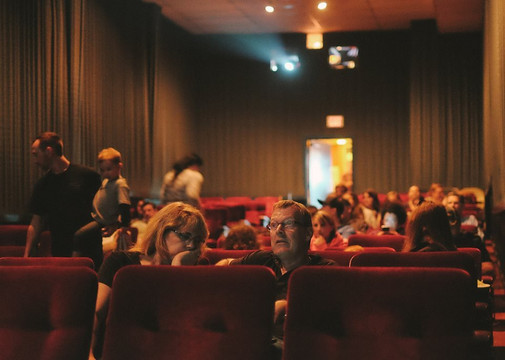 Dragonfly Cinema-Port Orchard必去景点