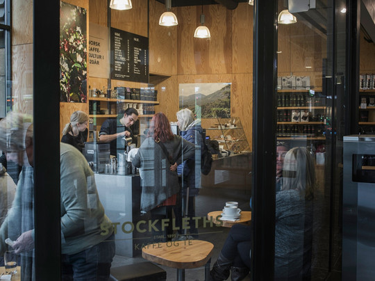 As餐馆和美食-Stockfleths Ski