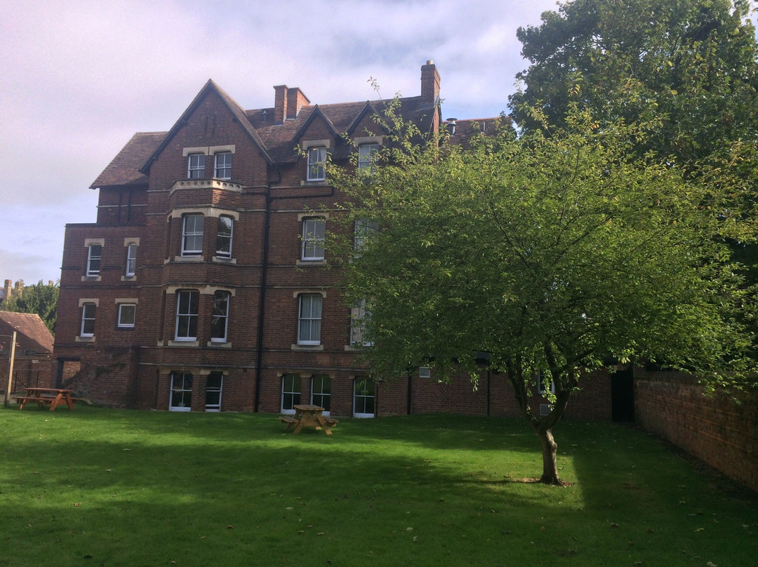 Kellogg College景点图片