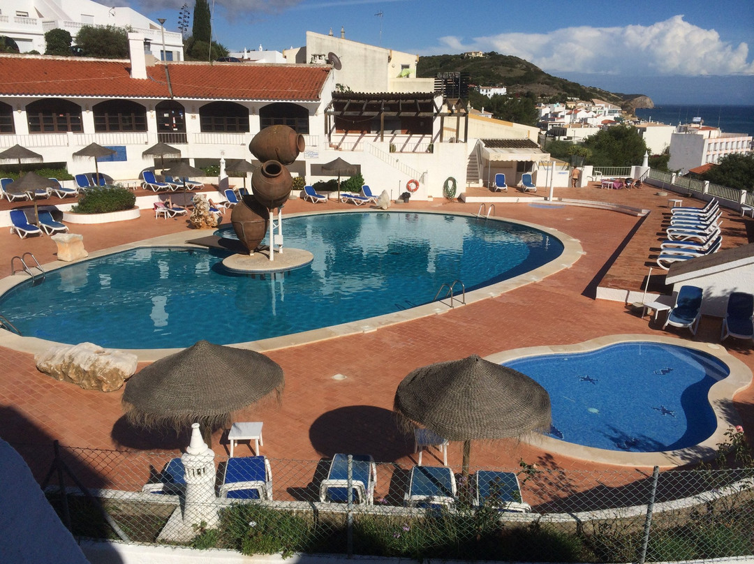 Apartamentos Salema Praia Club