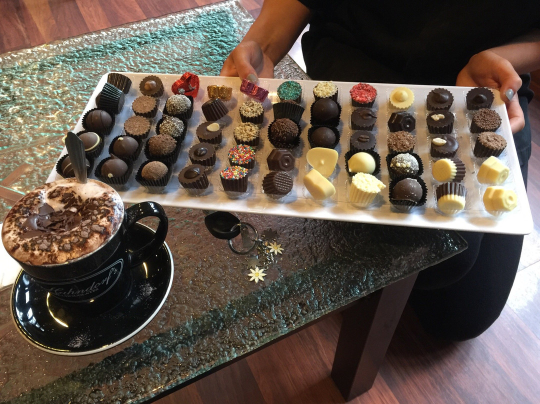 Kalorama餐馆和美食-Hahndorf's Fine Chocolates in Montrose
