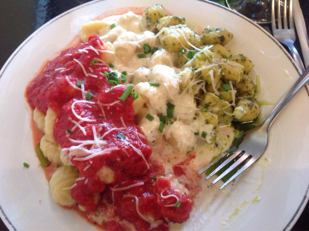 West Columbia餐馆和美食-Delucca's Italian Grill