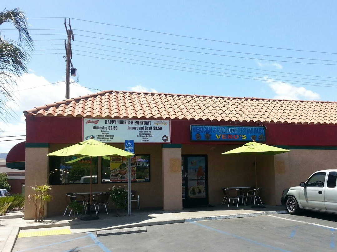 Vero's Mexican & SeaFood