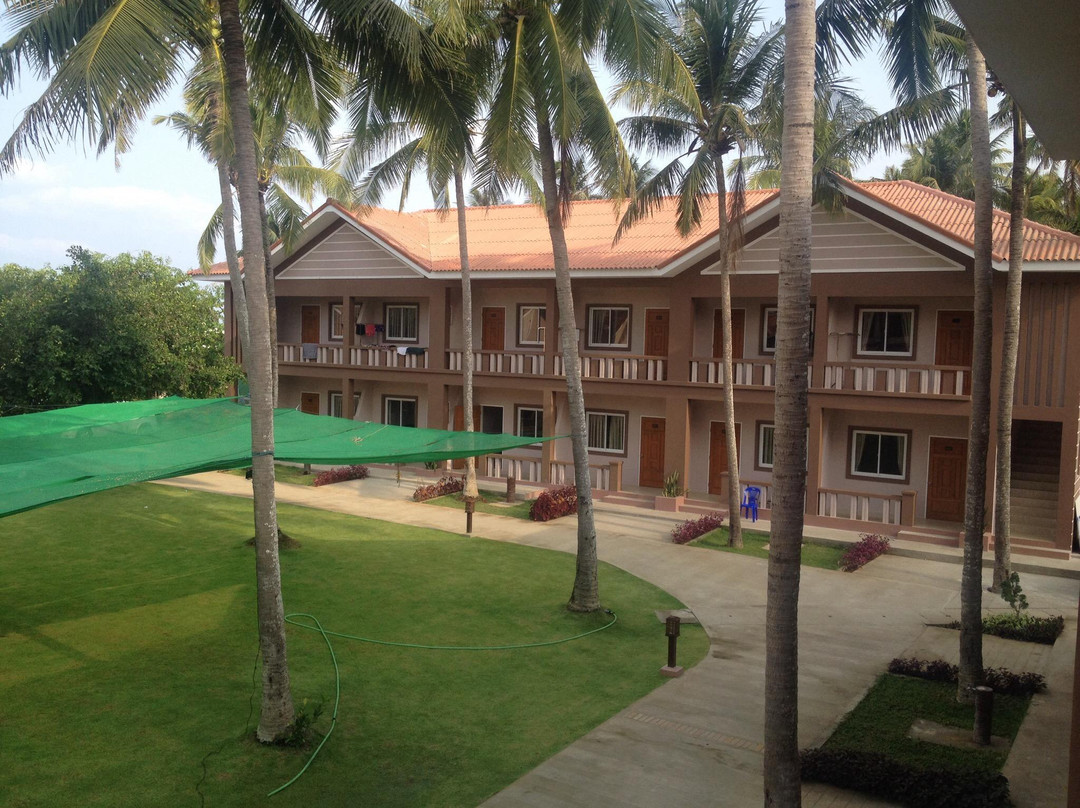 Grand Ngwe Saung Resort