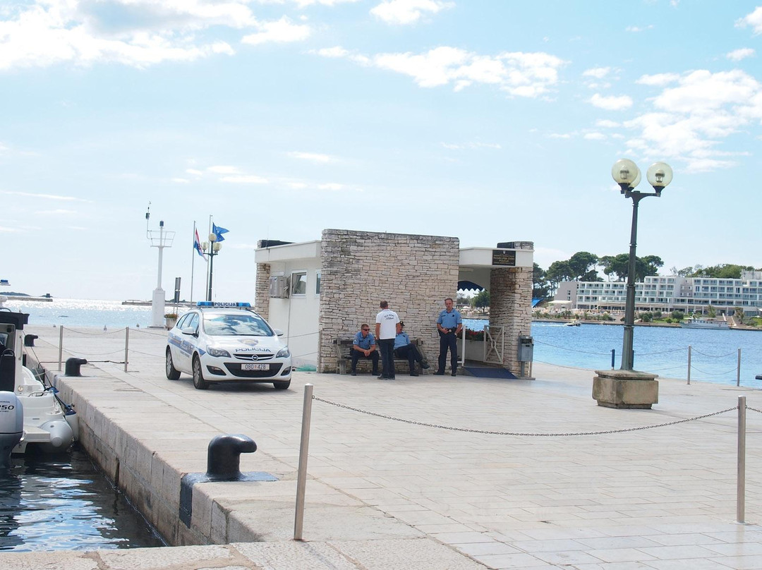 Porec Ferry Port-波雷奇必去景点