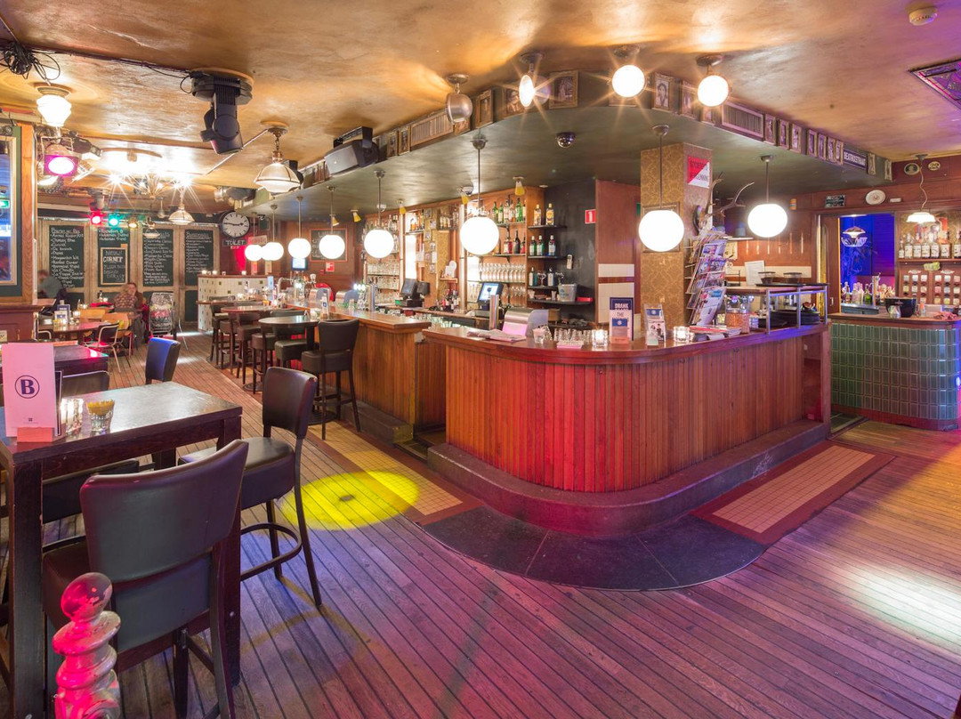 Café Van Buren