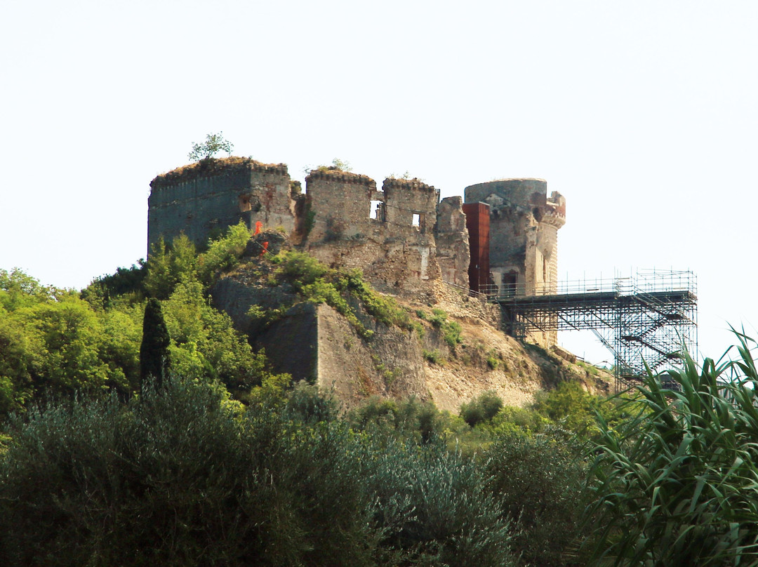 Castel Gavone景点图片