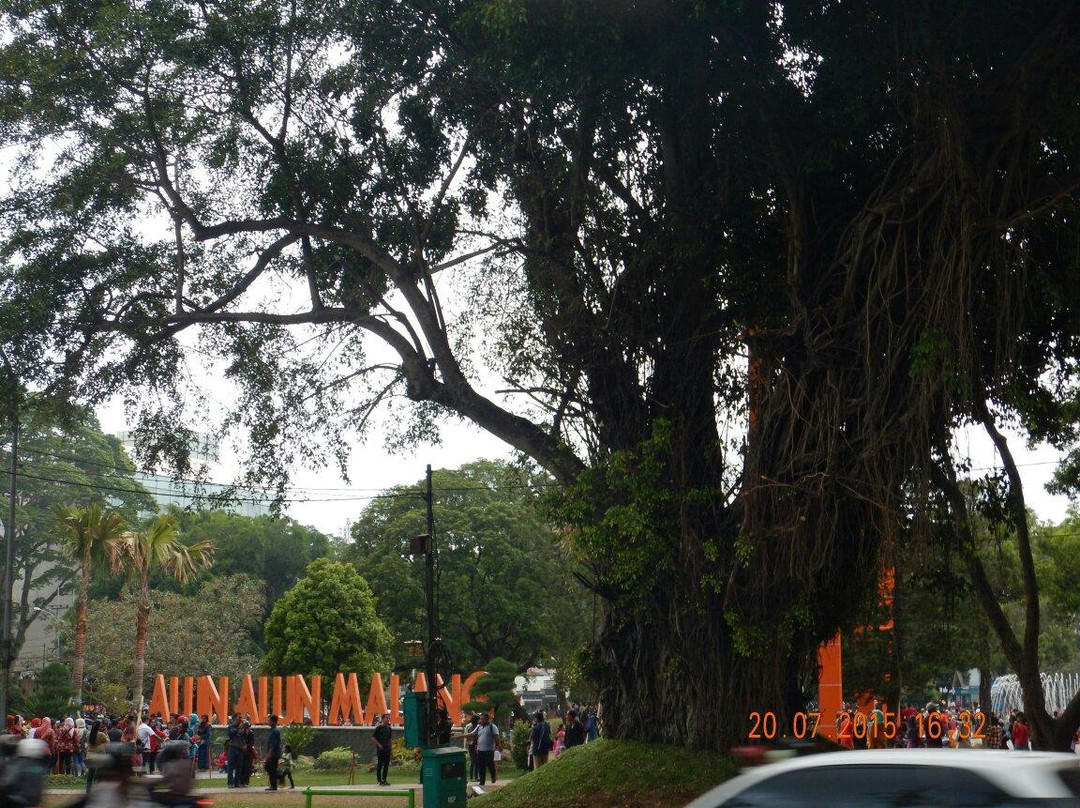 Alun Alun Merdeka-玛琅必去景点