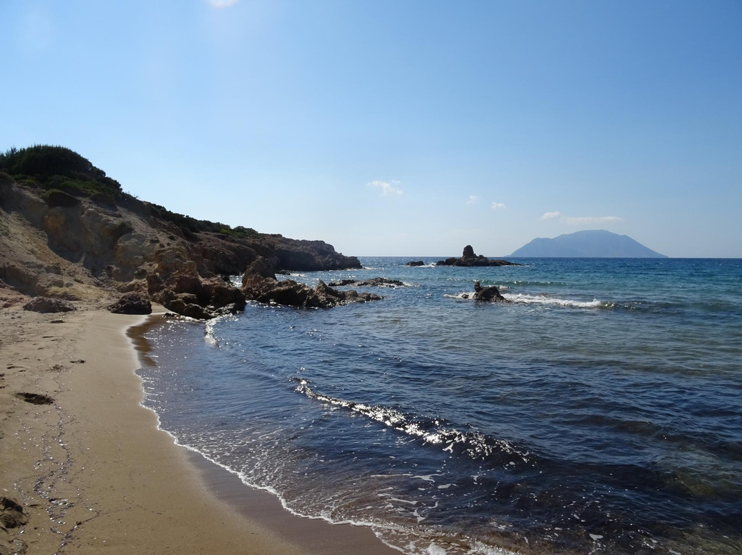 Ammoudaraki Beach-米洛斯岛必去景点