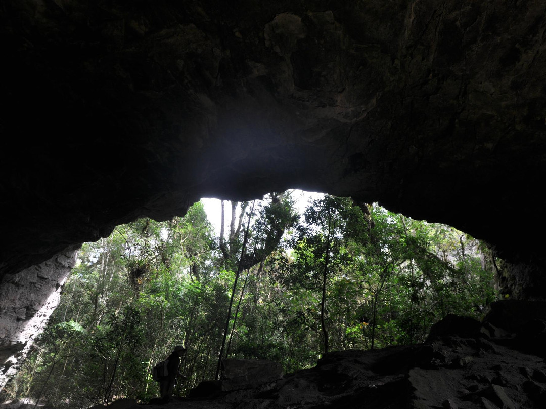 Gruta dos Tres Arcos-Lima Duarte必去景点