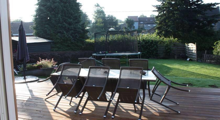 AU COIN  DES SOURCES主图