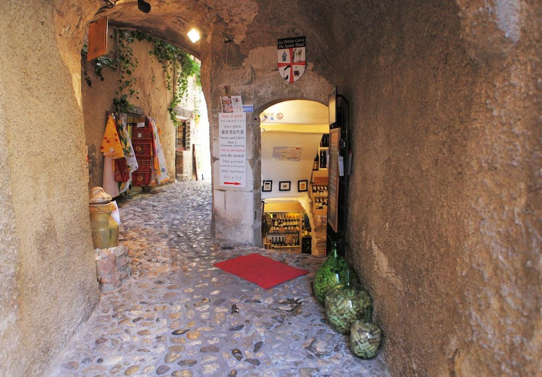 La Petite Cave de Saint Paul-圣保罗必去景点