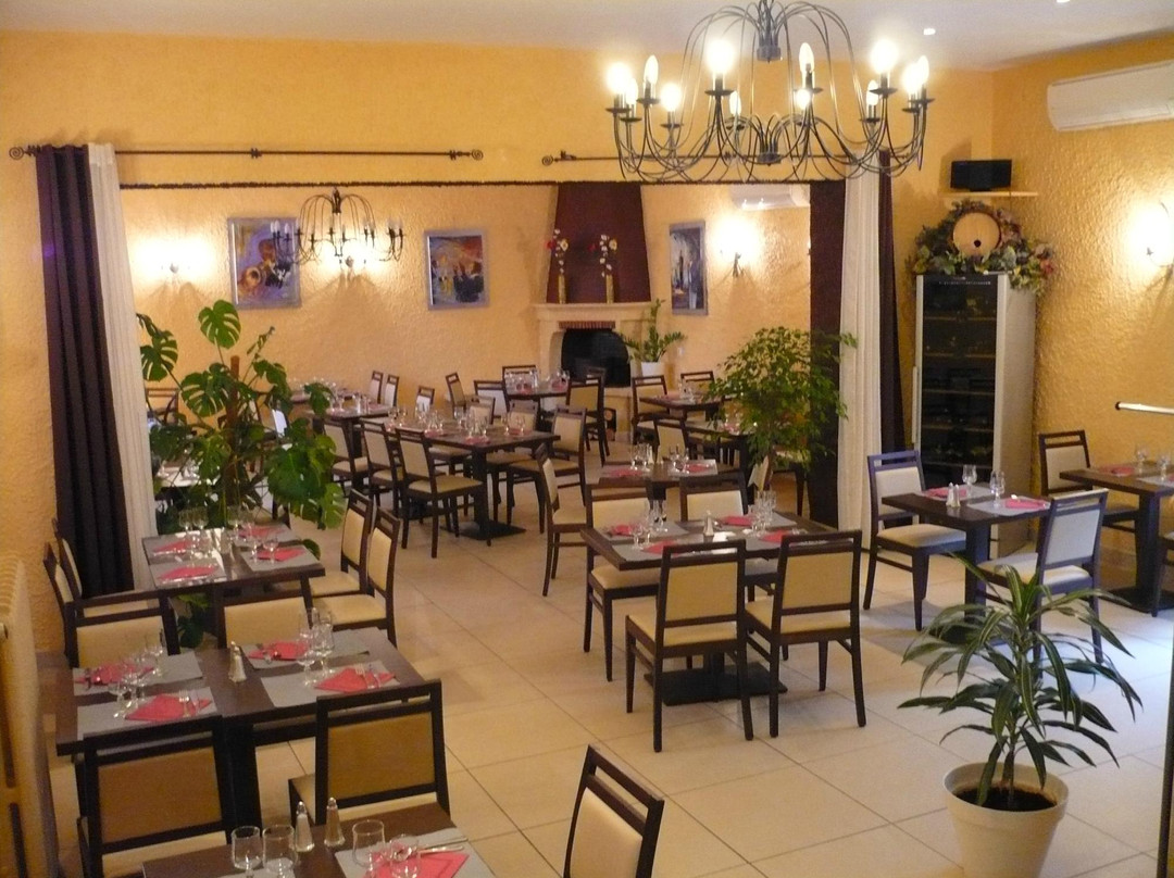 Neyron餐馆和美食-Auberge de Saint Didier
