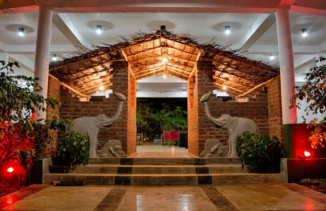 Peacock's Resort