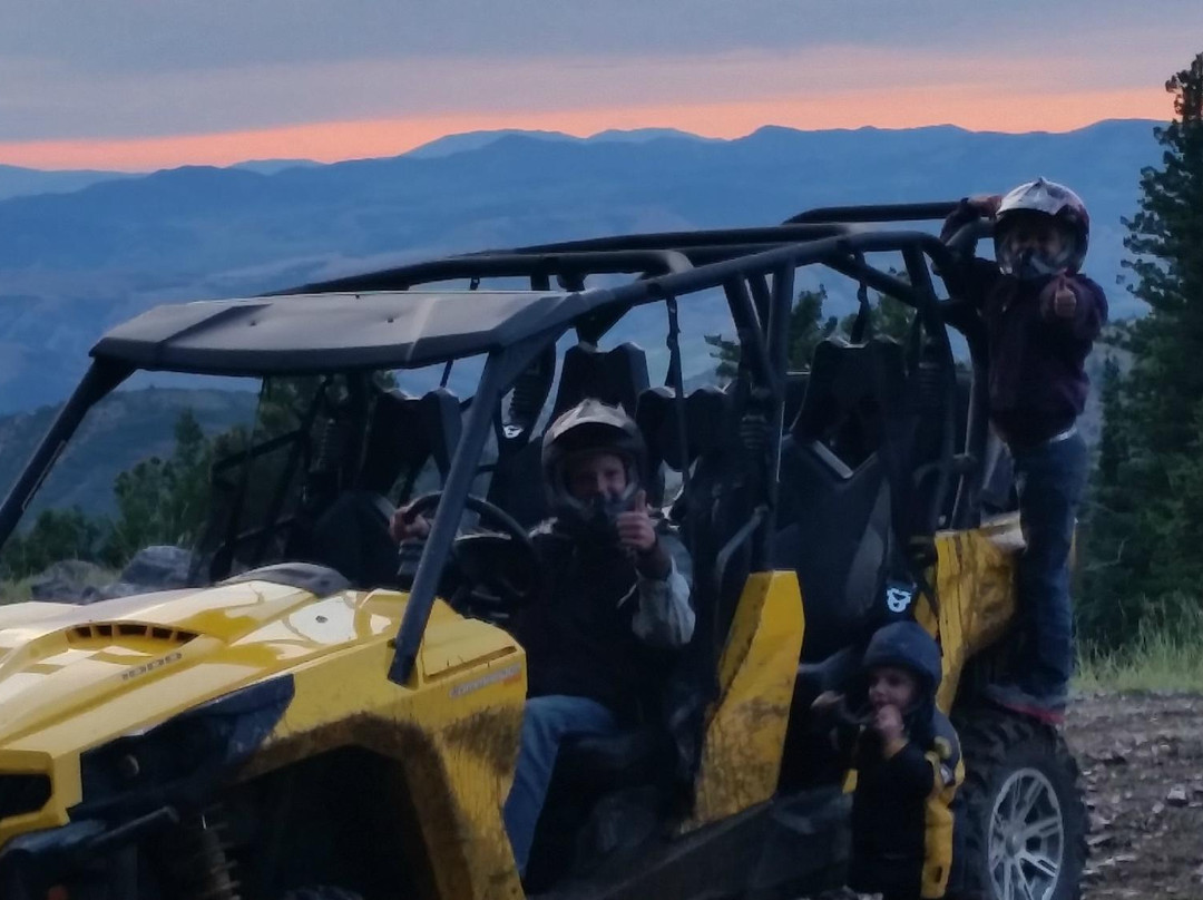 Red Peak Rentals-哈里肯必去景点