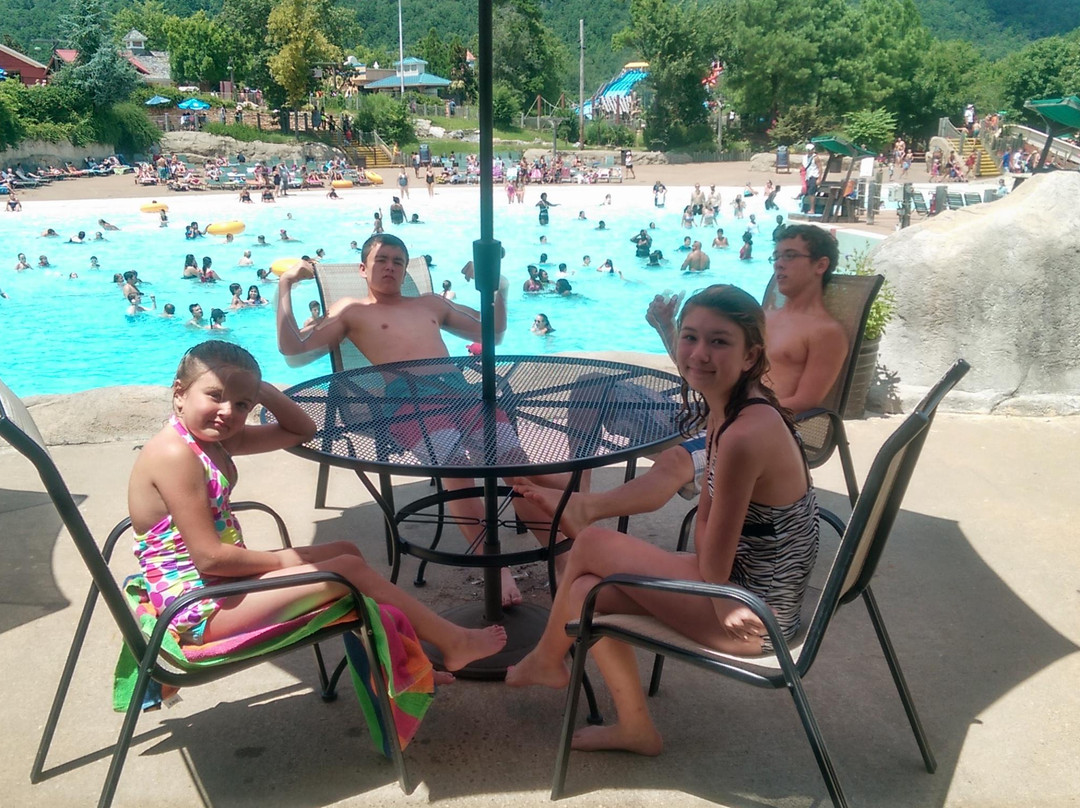 Magic Springs Theme and Water Park-温泉城必去景点