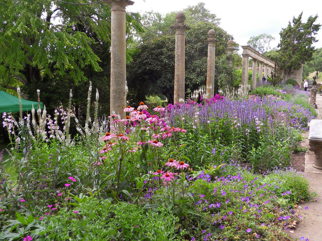 Iford Manor: The Peto Garden-埃文河畔布德拉夫必去景点
