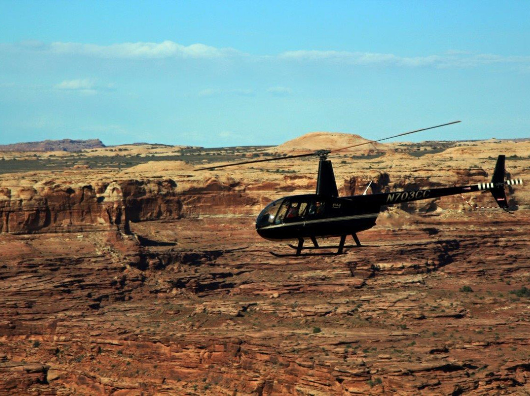 Pinnacle Helicopters-莫阿布必去景点