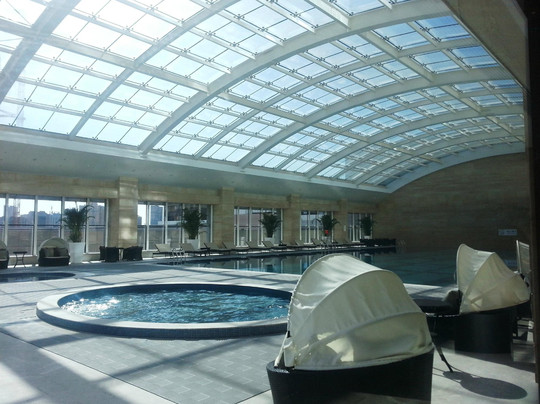 北京丽都皇冠假日酒店主图