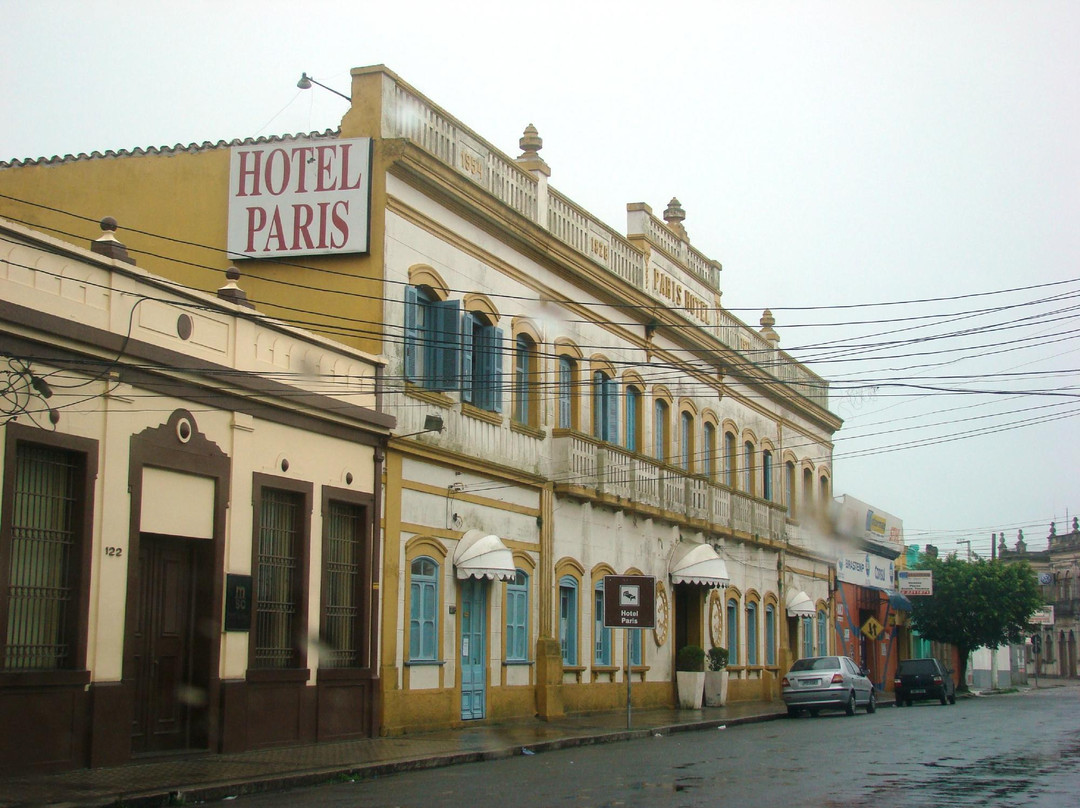 Paris Hotel