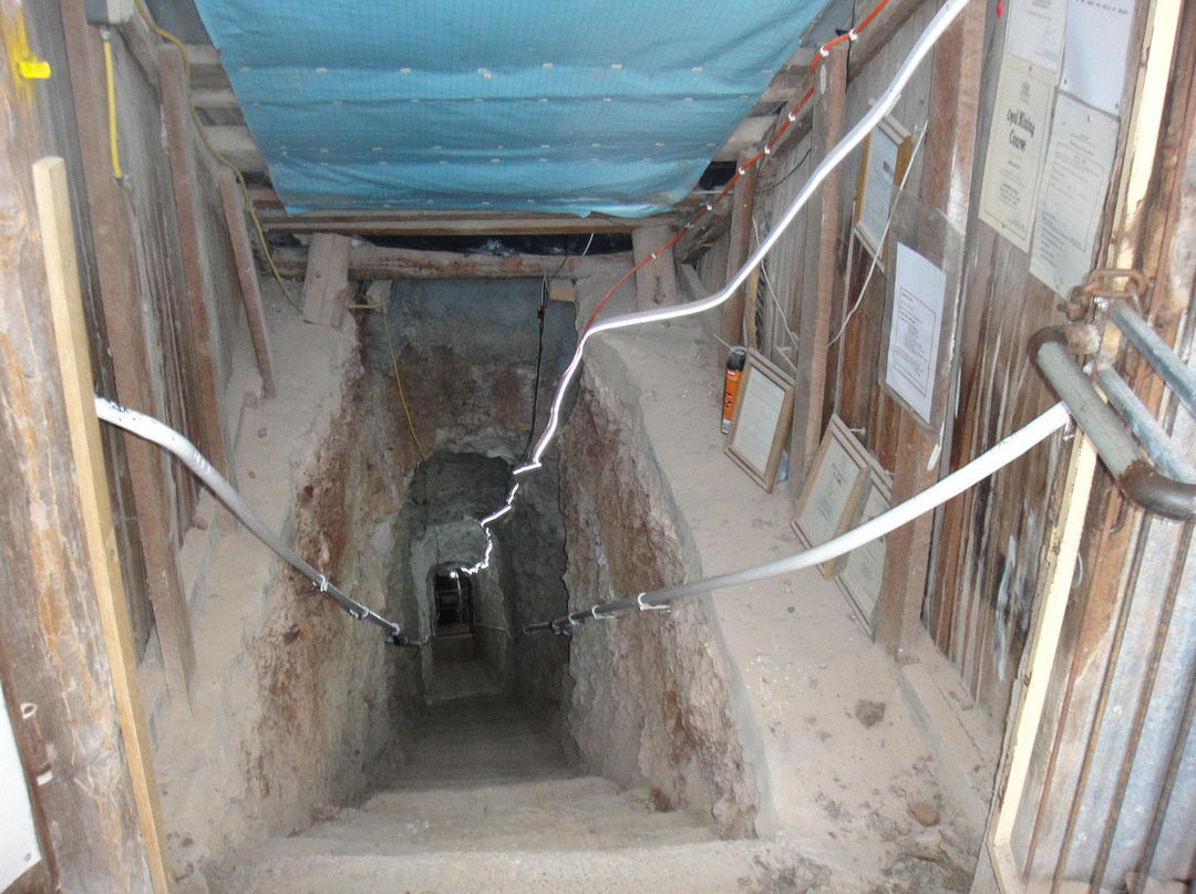 Chambers of The Black Hand-Lightning Ridge必去景点