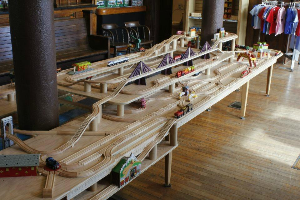 Frisco Train Store-Valley Park必去景点