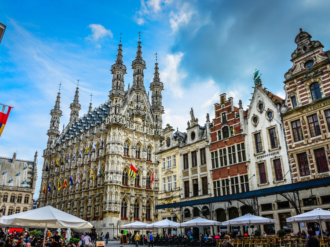 鲁汶旅游景点-Great Market Square (Grote Markt)