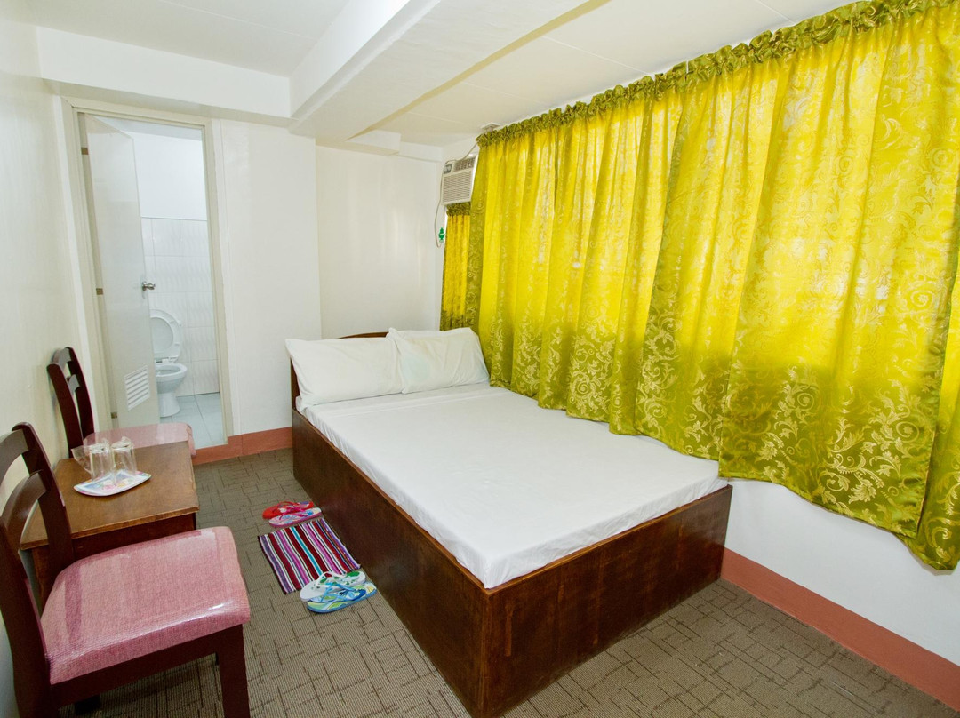 Numancia酒店住宿-RG Travellers Inn