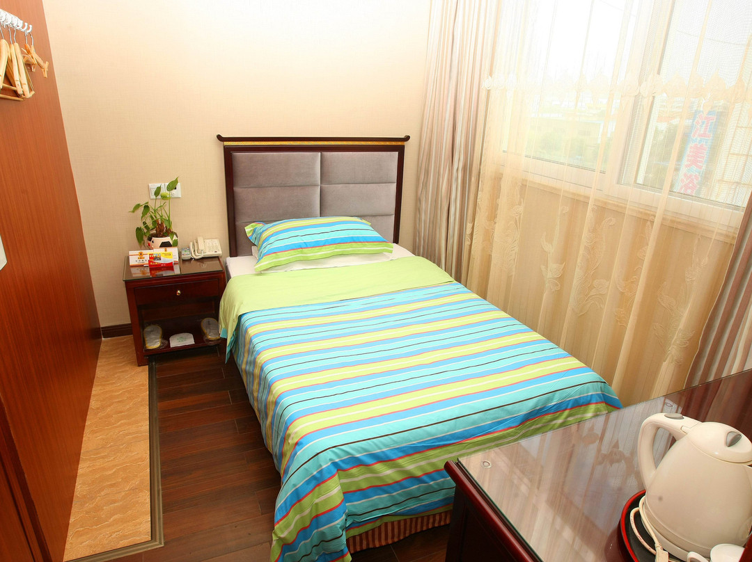 速8酒店靖江长途汽车站店主图