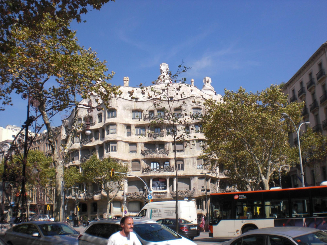 Tour Me Out Barcelona-巴塞罗那必去景点