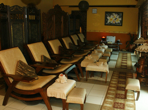 王室水疗-亚庇必去景点