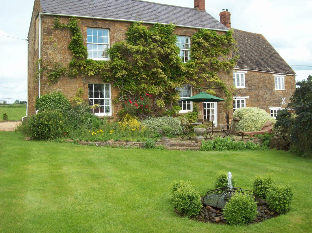 Old Manor Farm主图