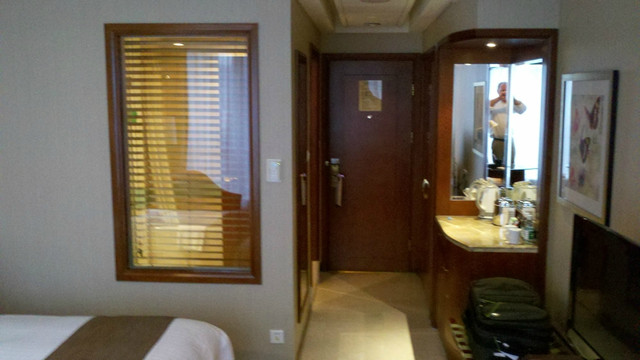 深航国际酒店主图