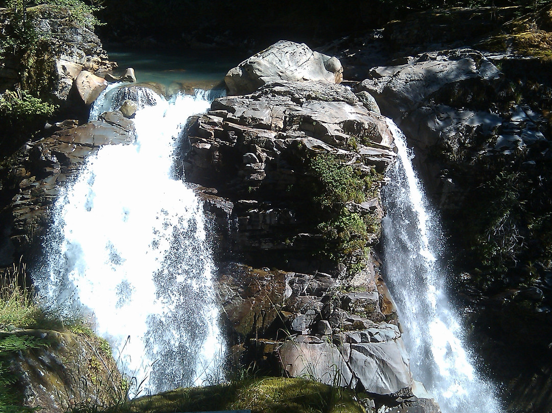 Nooksack Falls景点图片