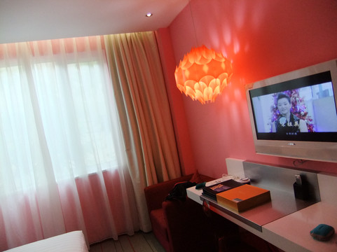 深圳东部华侨城瀑布酒店主图