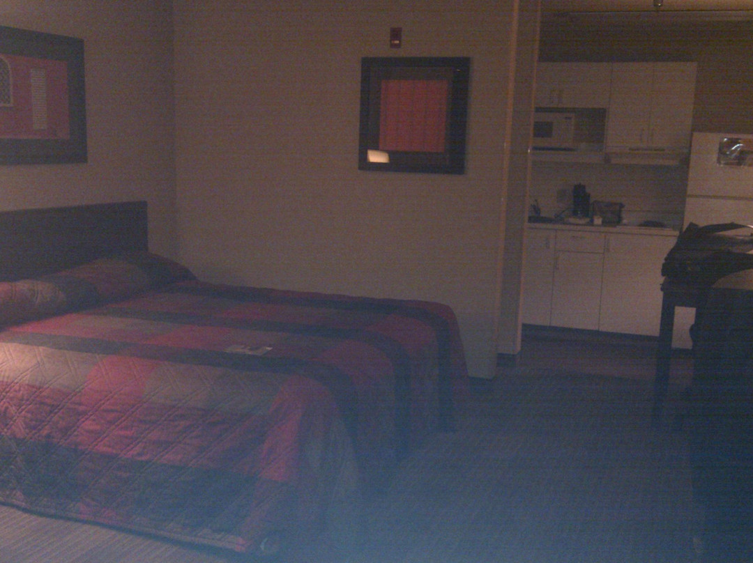 My Town Extended Stay主图