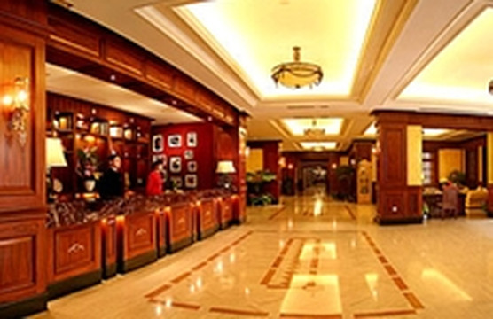 无锡君来湖滨饭店主图