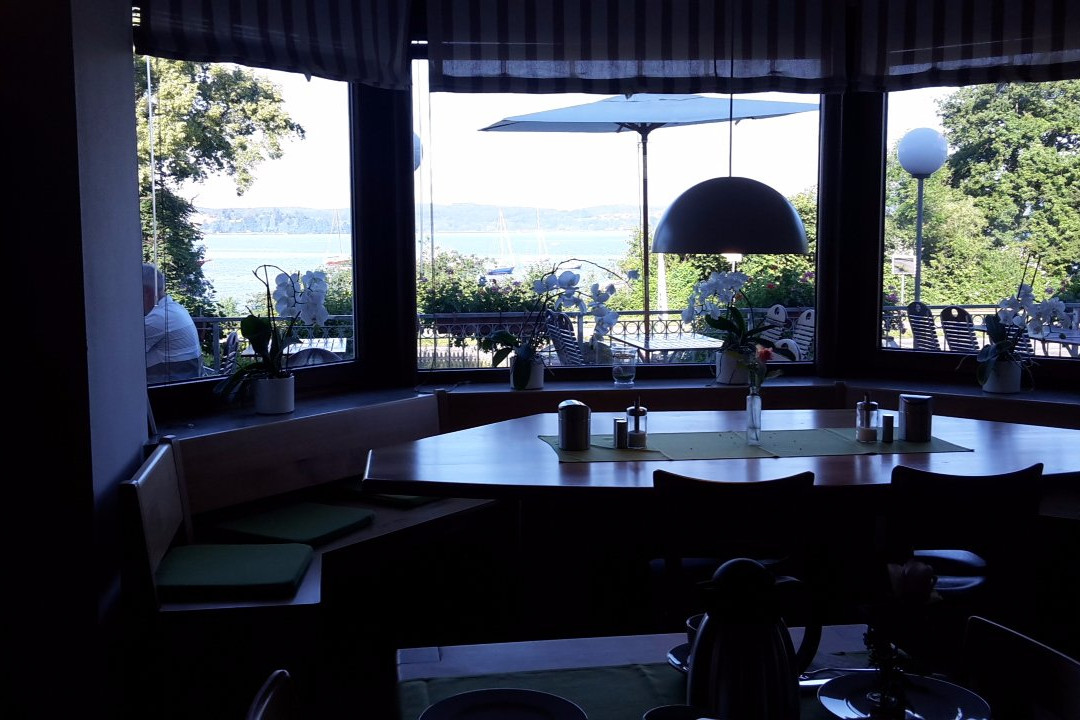 Unteruhldingen酒店住宿-Gäestehaus am See Uferperle