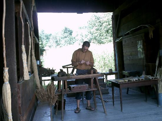 Hale Farm & Village-Bath必去景点