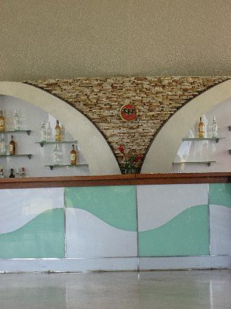 百家得朗姆酒场-Catano必去景点