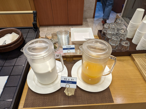 纳法尔酒店主图