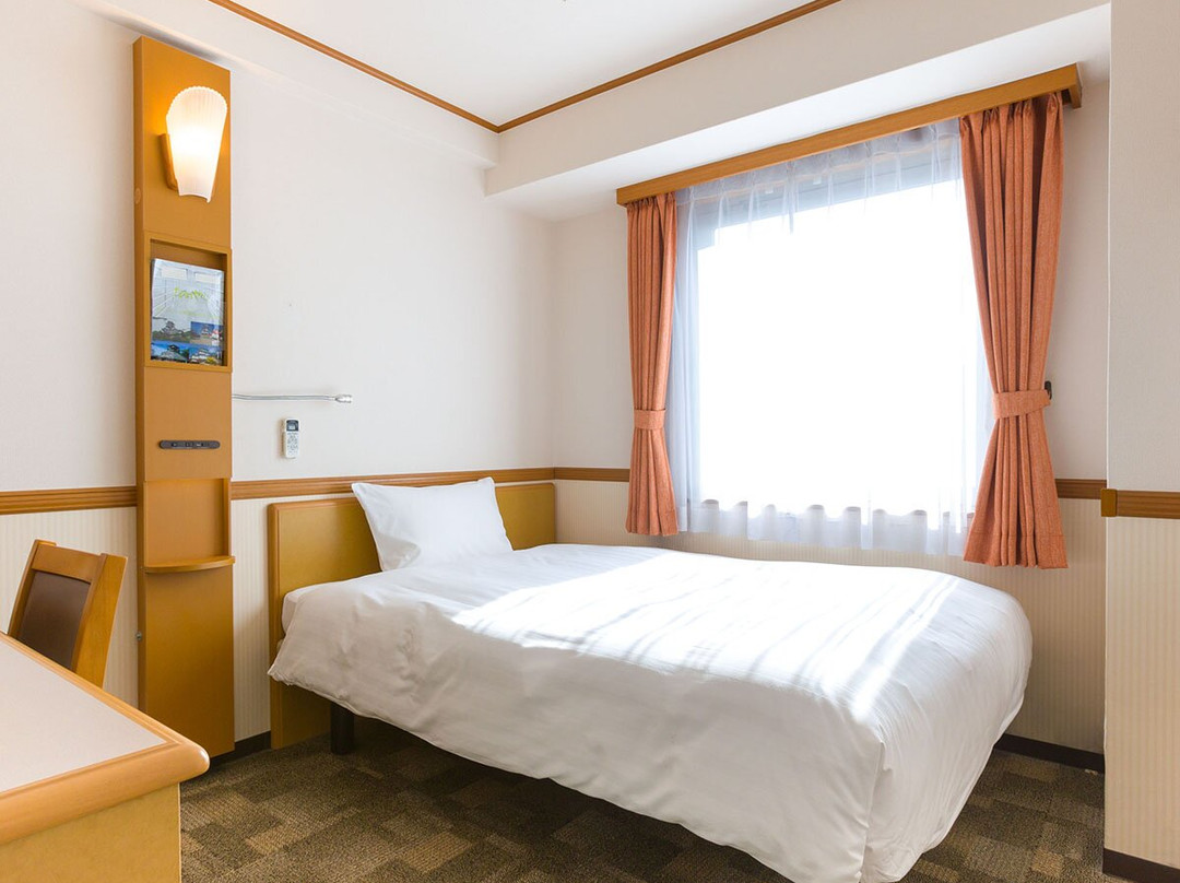Toyoko Inn Yokohama-Sen Fuchinobe-Eki Minami-Guchi主图