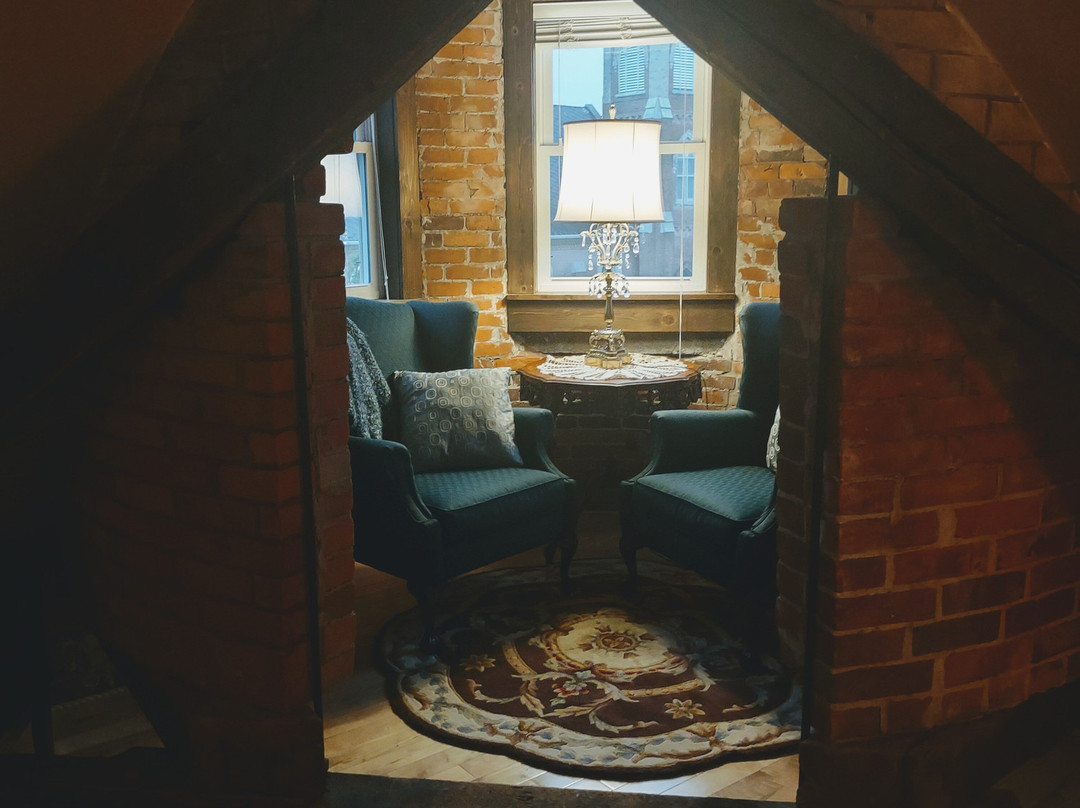 Bed & Breakfast on Broadway主图