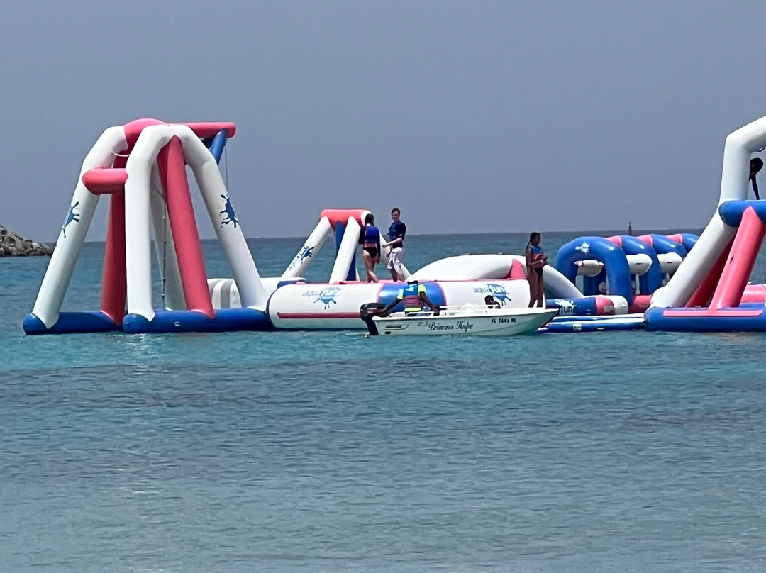 Rascals Waterpark-布里奇顿必去景点