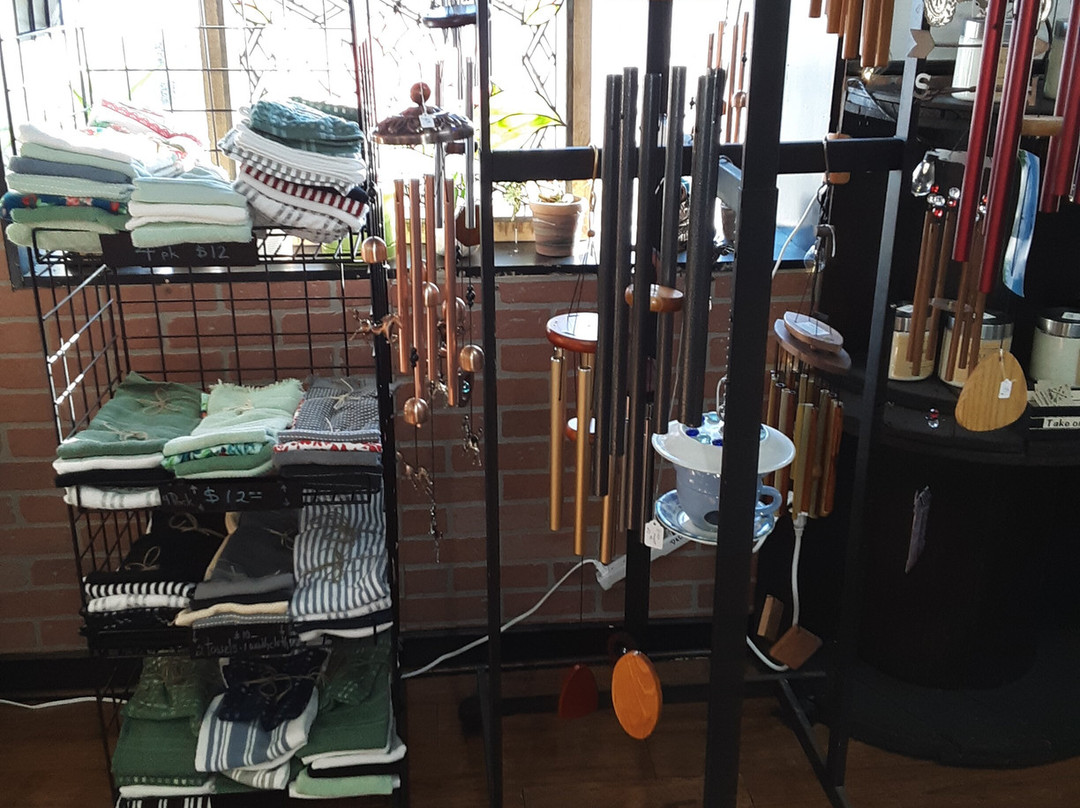 Annie's Oak Street Artisan Market景点图片