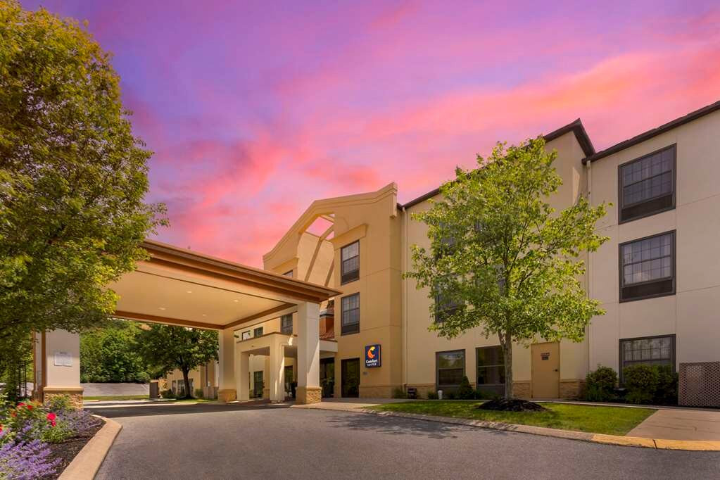 Comfort Suites near Penn State主图